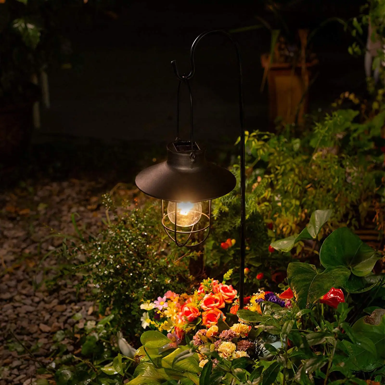 Solar Lantern Metal Outdoor Lamp Waterproof Hanging Retro Light for Landscape Patio Pathway