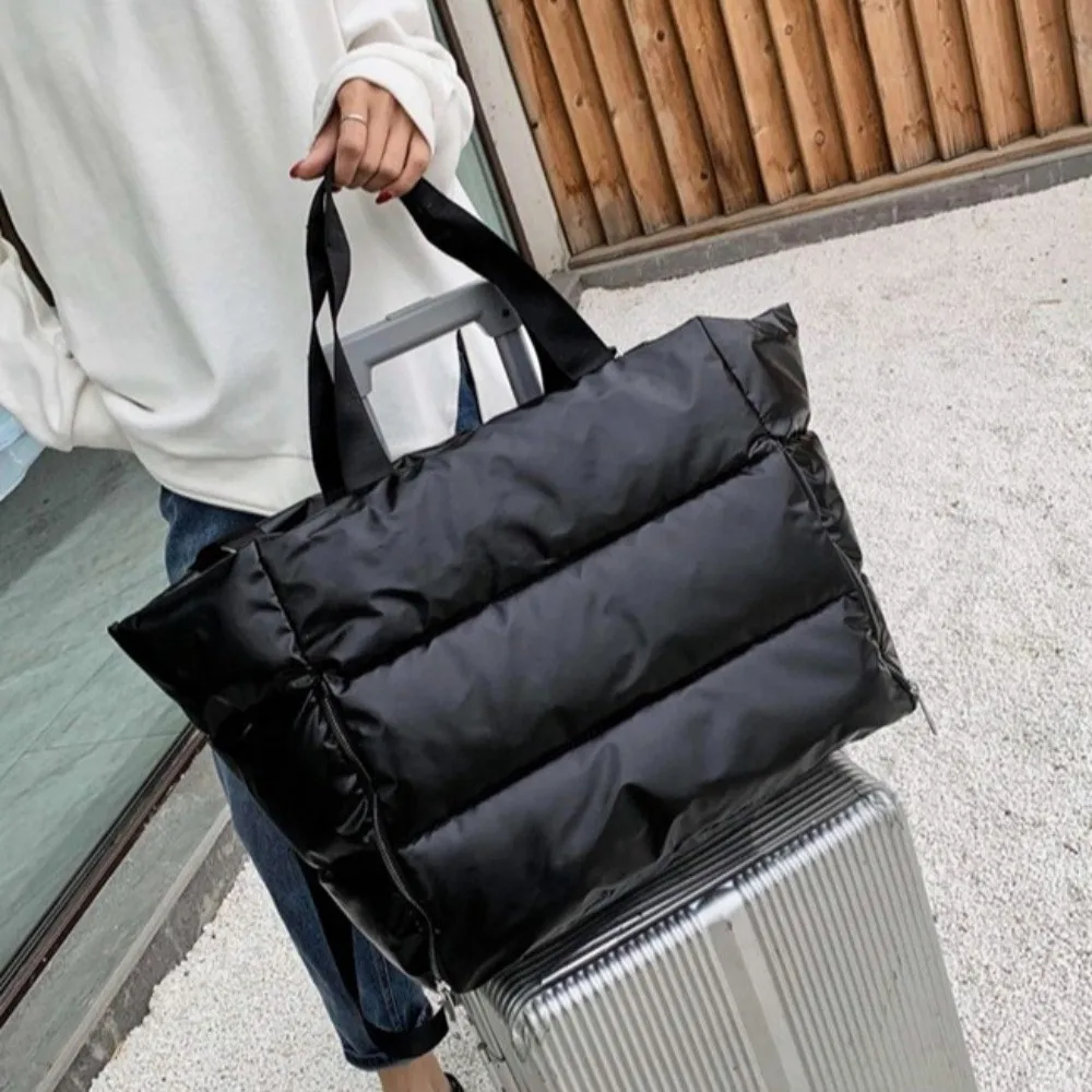 

Simple Solid Color Travel Tote Bag Large Capacity Soft Shoulder Gym Sports Bag Foldable Zipper Yoga Mat Bag Swimming