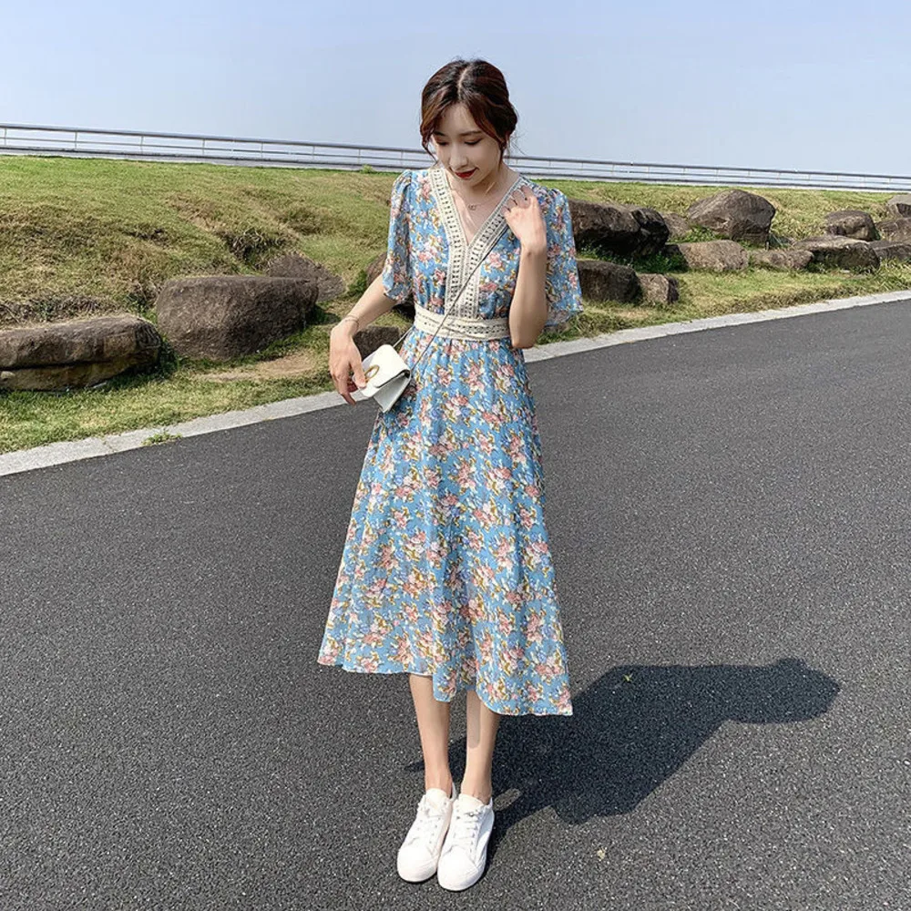 

2025 New Blue Chiffon Floral Print Dress Womens Summer V Neck A Line Long Dress with Waist Tie Bell Sleeves Elegant