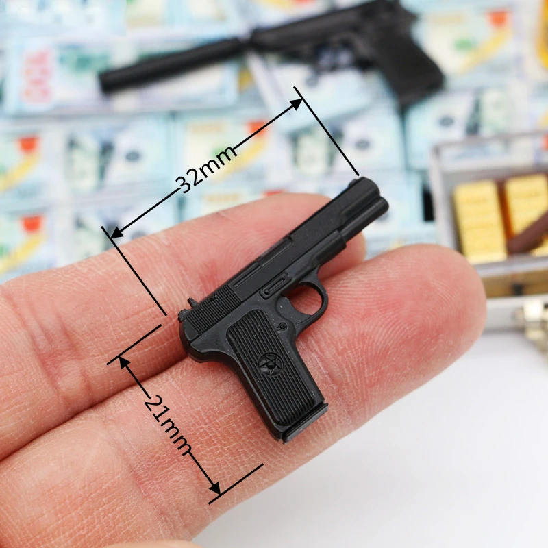 Modelo de pistola en miniatura, accesorios de simulación de Metal para muñecas, figuritas de casa de muñecas, Escena de soldado, accesorios de