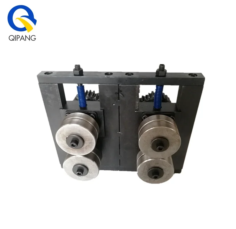 QIPANG two-group rollers feeder drive cater-pillar traction straightening feeder wheel wire feeder traction machine