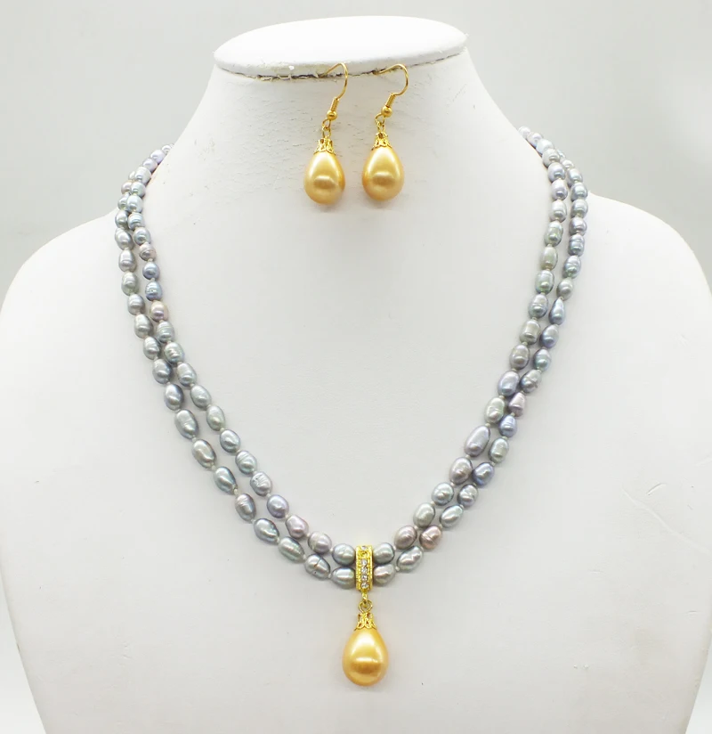 The last one, a natural freshwater gray 2-layer pearl necklace. Stud earring