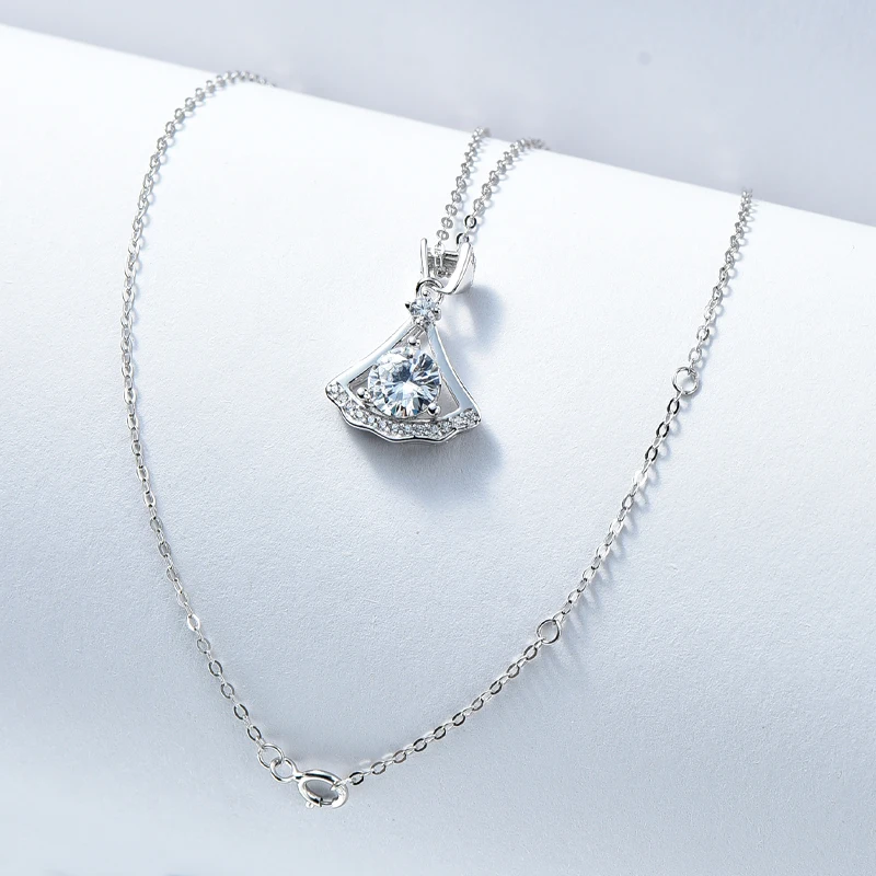 Trendy Moissanite Diamond Necklace Electroplate Platinum Party Wedding Necklaces For Women Bridal  Sector Necklaces Jewelry Gift