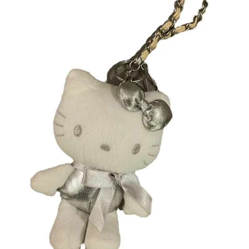 Sanrio Kt Cat Portachiavi in peluche Borsa e decorazioni per auto Giocattoli Simpatico cowboy Hello Kitty Ciondolo bianco argentato Regalo di festa per bambini