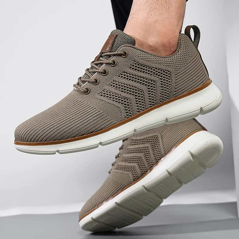 Breathable Men's Sneakers Lightweight Men's Casual Shoes Fashion Outdoor Comfortable Jogging Shoes Hard Wearing Non-slip Loafers