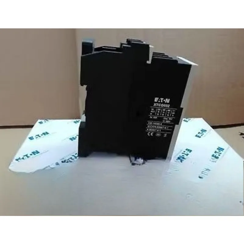أجزاء لإيتون مولر XTCG018 XTCG025 XTCG032 XTCG038 قواطع التيار المتردد 220 فولت