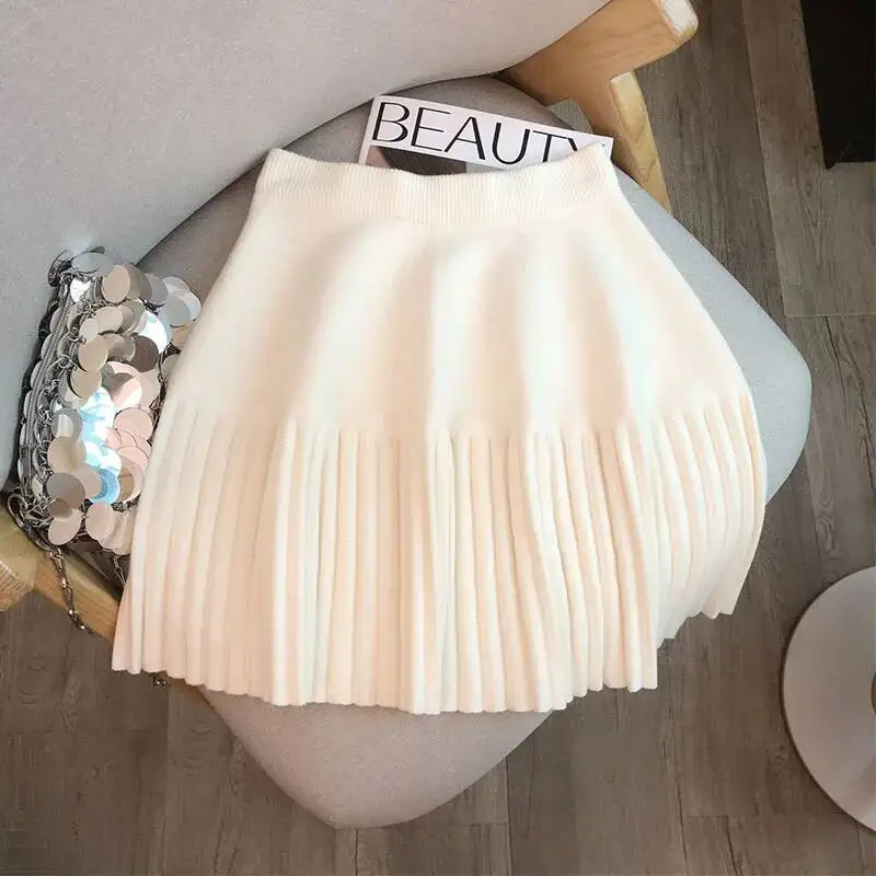

Милая жемчужная мини-юбка с украшением в виде цветка, женская осенне-зимняя плиссированная трикотажная юбка с высокой талией, женские корейские шикарные юбки трапециевидной формы