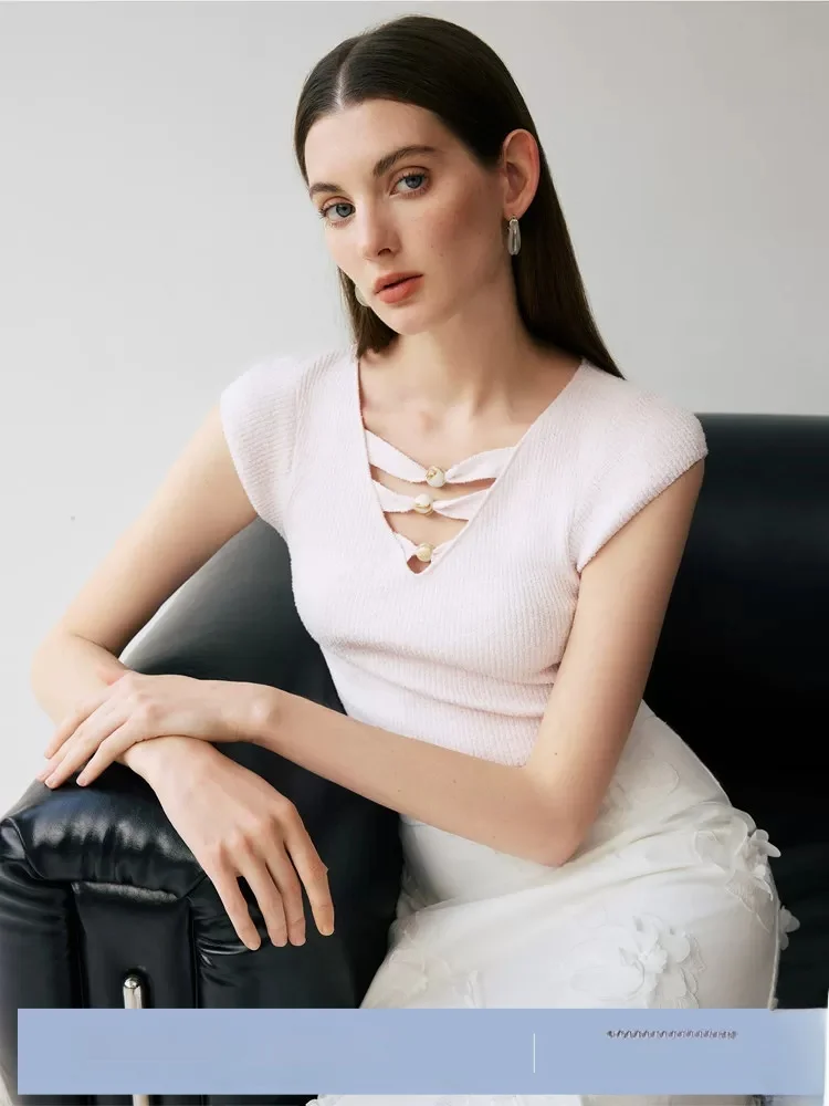 

Elegant Slim Fit Knitted Top Women's Summer New Style Sleeveless V-Neck T-Shirt Cotton Nylon Blend Short Length Fashionable