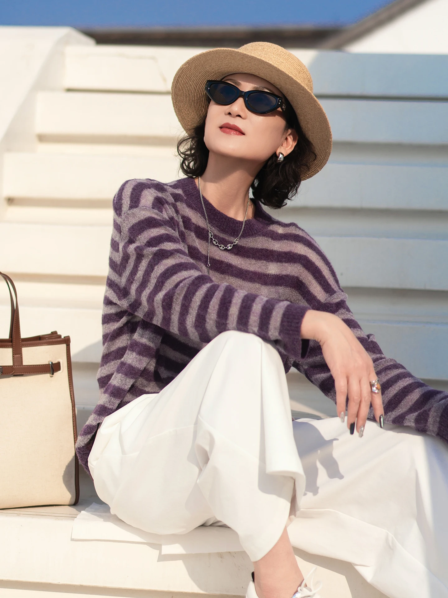 

Spring New Sle Ultrine Woolen Knitted Sweater Casual Loose Comfortable Stripe Pattern All-Match Women's Faion Top