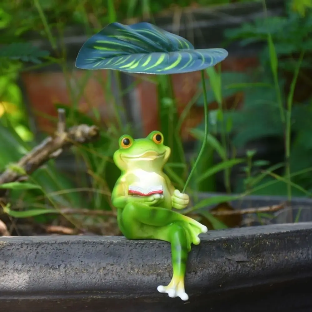 

Landscape Decoration Resin Frog Figurine Cute Realistic Garden Frog Statue Cartoon with Leaf Frog Ornament Decor Fish Tank