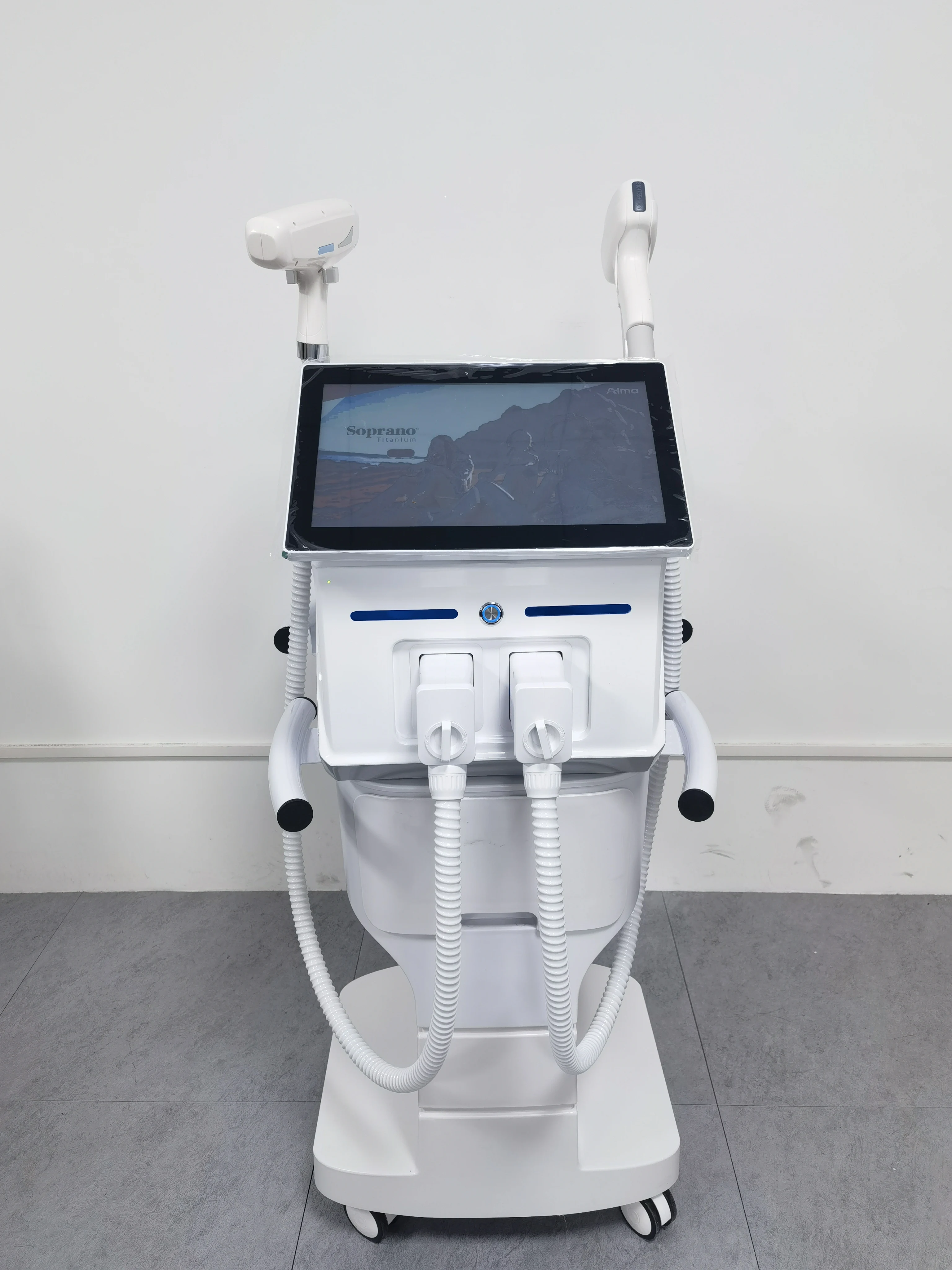 Soprano Titanium Ice Platinum 4000W Diode Laser | 2in1 System | Painless Hair Removal with 4 Wavelengths (755, 808, 1064nm)
