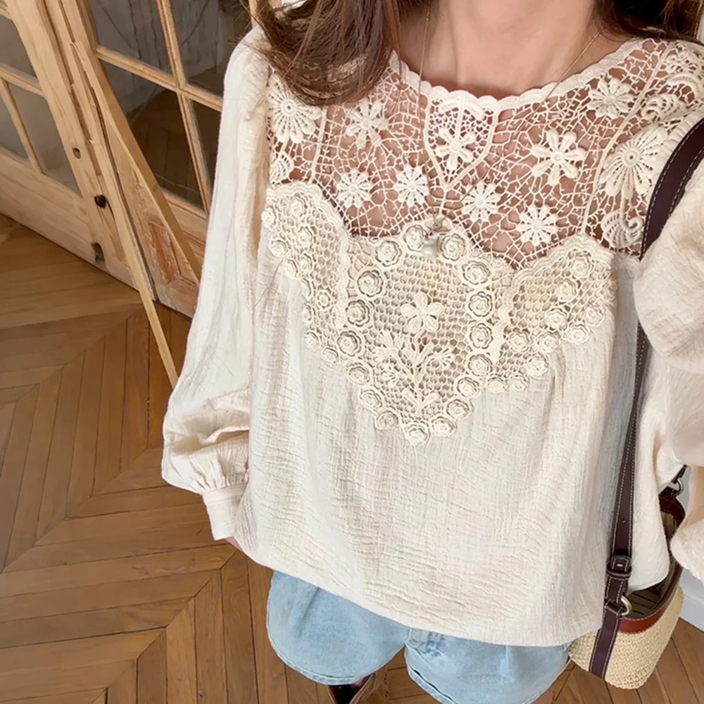 

Кружевная лоскутная ажурная блузка женская весна осень с пышными рукавами на шнуровке дизайнерские винтажные рубашки топы элегантные блузки 2025