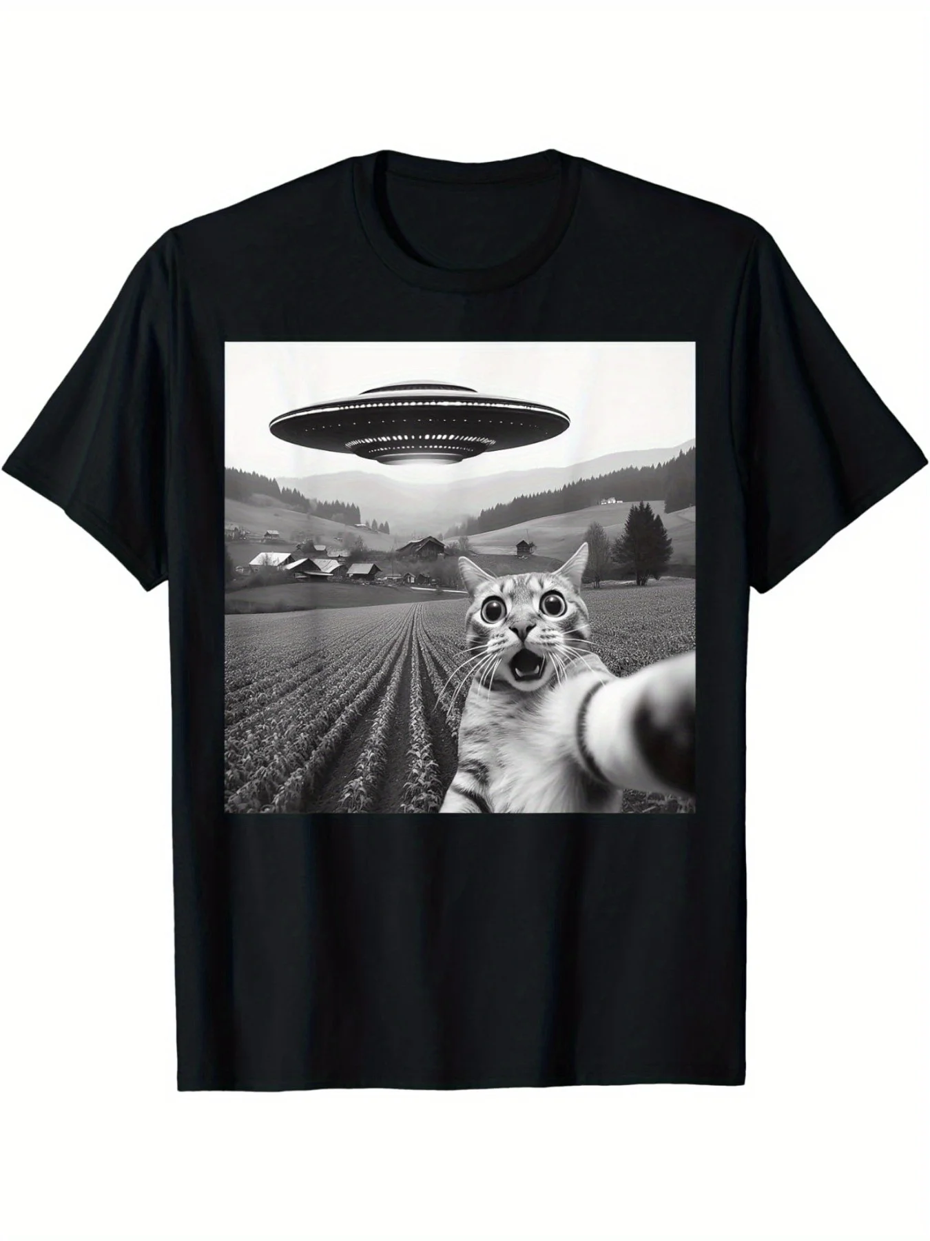 Funny Cat Selfie UFO T-Shirt Men Black White Alien Spaceship Graphic Print Unisex Casual Meme Tee