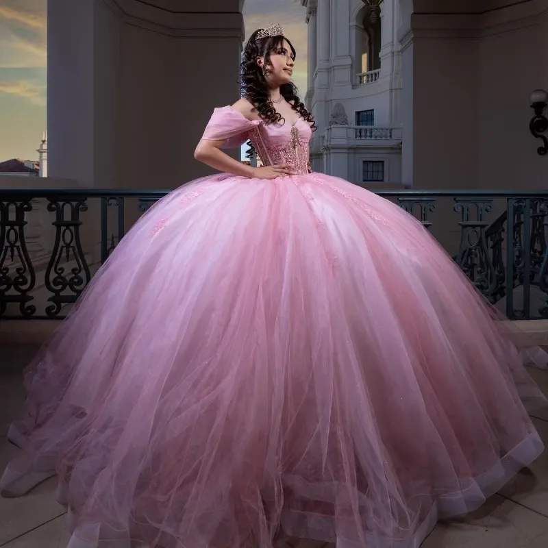 Customized Pink  Quinceanera Dresses Crystal Beading  Cinderella 16 Princess Gowns Vestidos De 15 Anos Plus Size Party Gowns