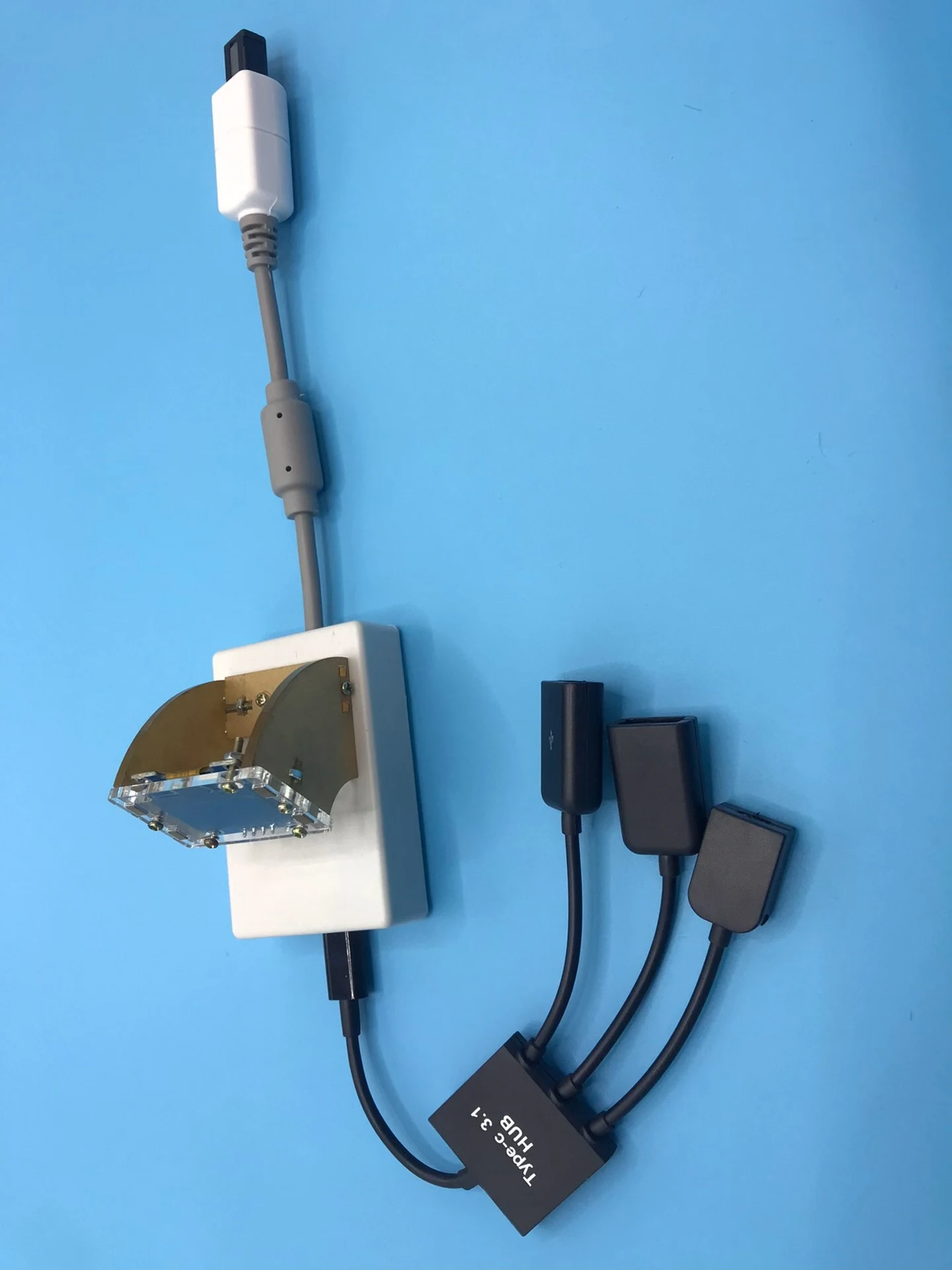 

USB-адаптер Dreamcast с экраном карты памяти и многопортовым USB-концентратором — поддержка клавиатуры, джойстика, геймпада