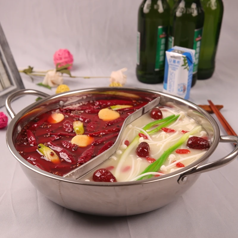 Simulation of mandarin duck pot display samples, fake dishes, hot pot ingredients, props, restaurant ornaments