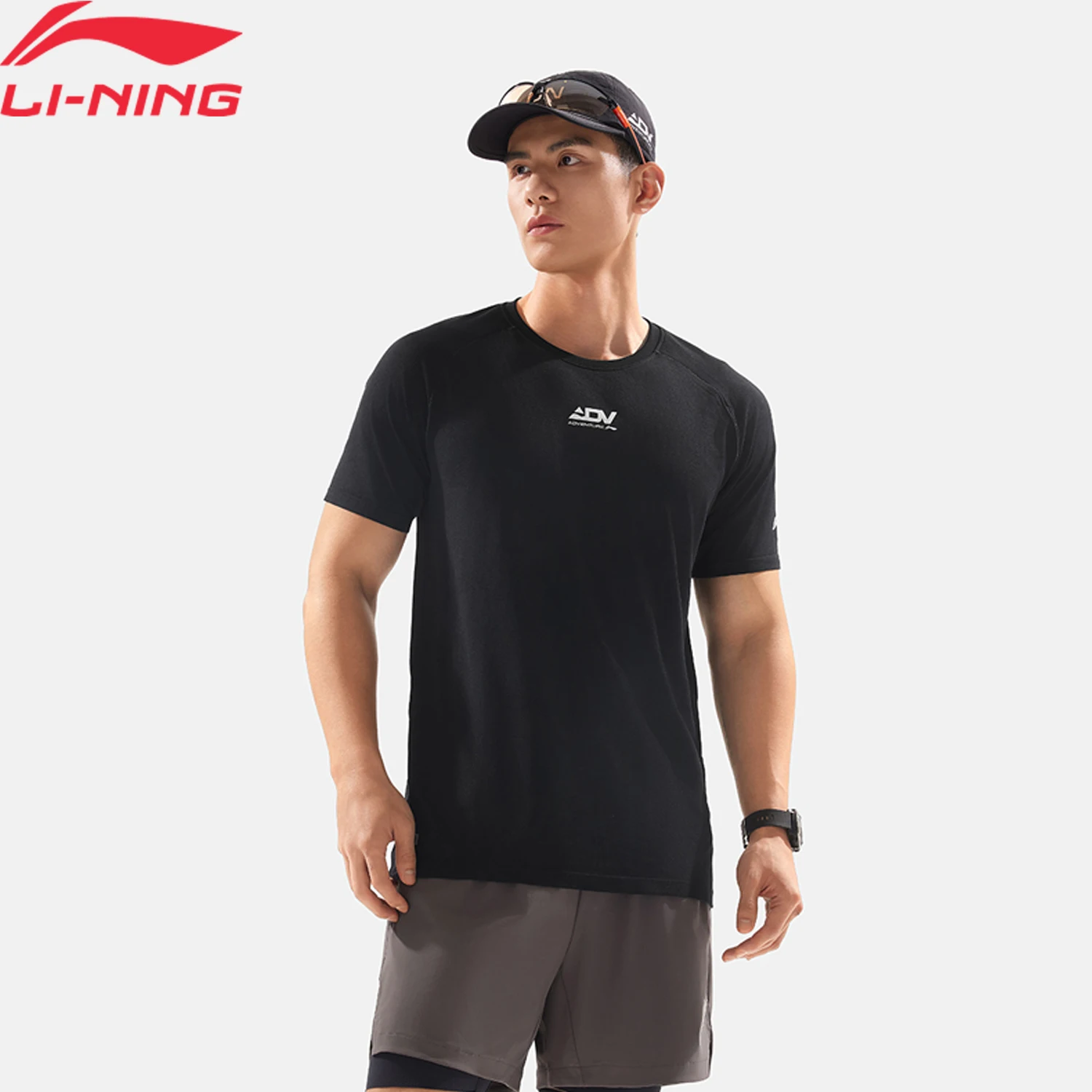 

Li-Ning Running Men T-Shirt AT._BACTERIA Regular Fit 64%Polyester 36%Polyamide Reflective LiNing Short Sleeve Pullover ATSV085
