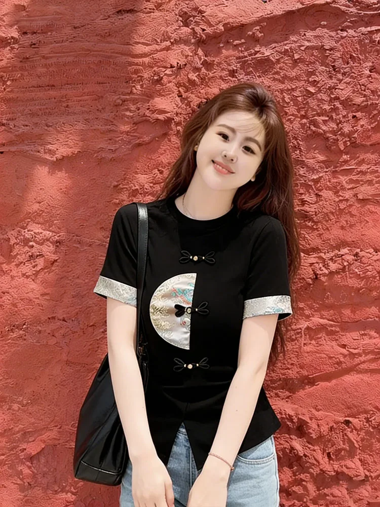 Black Embroidered Slim Fit Women's T-Shirt Chinese Style Spring Summer Fashion Design Sense Waist Cinching Button Detail