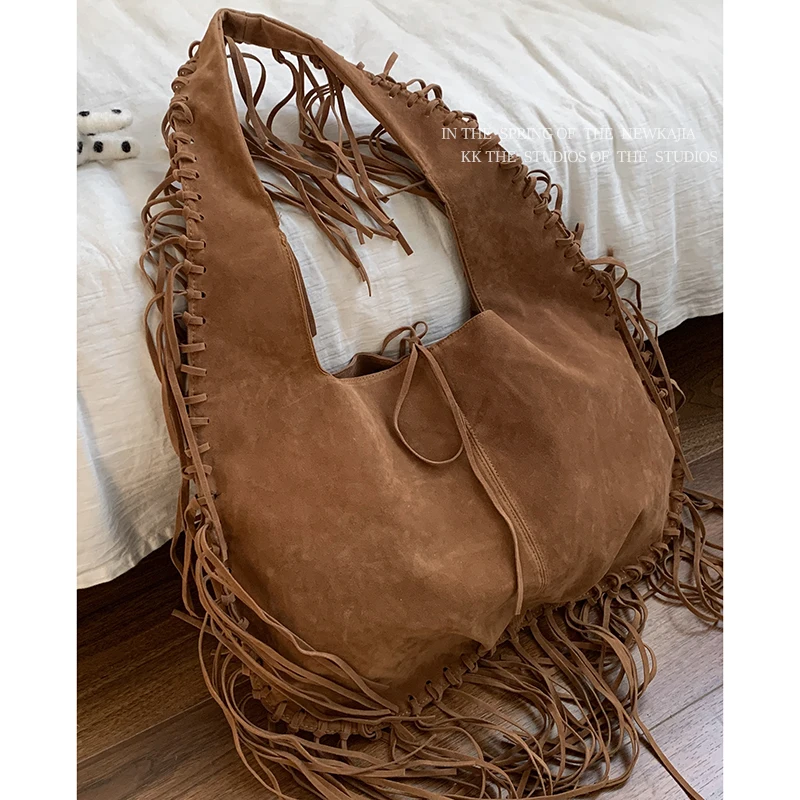 

Retro Tassel Bag for Women 2025 New Fashionable Frosted Underarm Large Capacity Handheld Saddle Bags