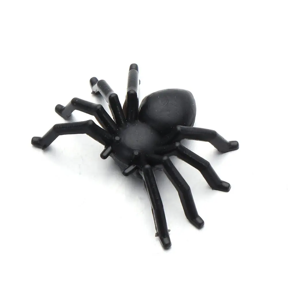 20 個黒トリッキーおもちゃプラスチックパーティー用品ハロウィンクモシミュレーションクモお化け屋敷の装飾ハロウィン装飾
