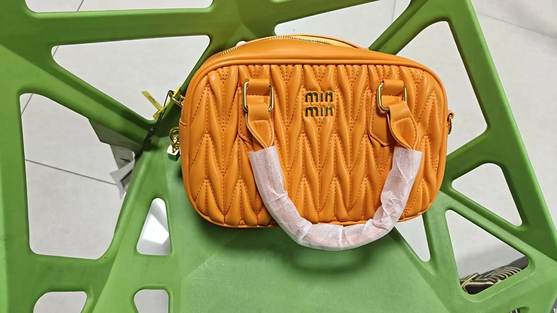 2025 กระเป๋าหนังโบว์ลิ่งหรูหราสําหรับผู้หญิง - กระเป๋าสะพายไหล่ลายริ้วรอย, กระเป๋าสะพายข้างสไตล์มินิมอลกระเป๋าถืออินเทรนด์