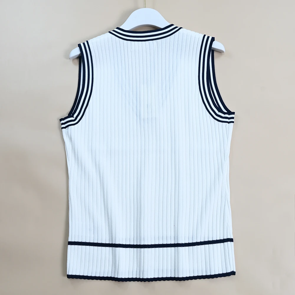 سترة نسائية جديدة بلون Blo V-Ne Svel باللون الأبيض بقصة ضيقة ملابس محبوكة للتنقل صيف 2025