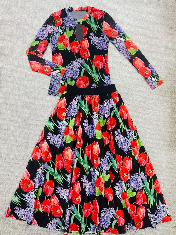 

Весна-лето 2026: Новый женский костюм — топ с круглым вырезом и длинными рукавами из сетки + юбка А-силуэта с эластичным поясом, модный комплект из двух предметов.