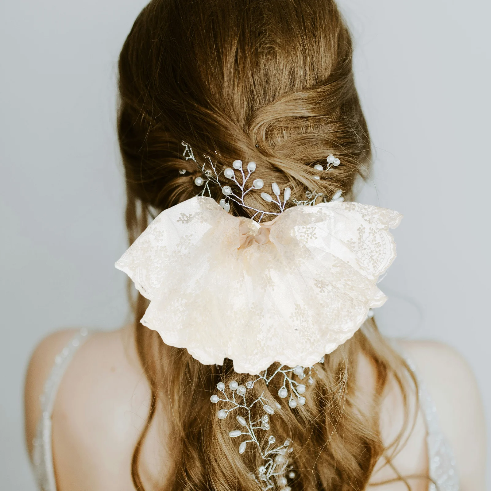 

Double-Layer Lace Hair Scrunchies Soft Elastic Ponytail Holder for Low Bun French Style Hair Accessories Women Elegant Daily