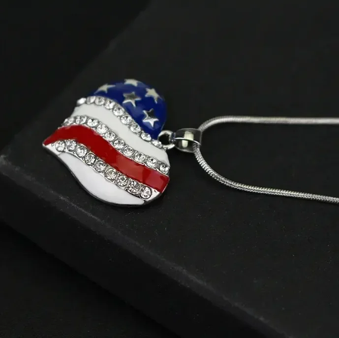 1pc Popular Charms Enamel Red White Blue Heart-shaped Patriotic Independence Day Pendant Necklace 1 Dollar Items Jewelry