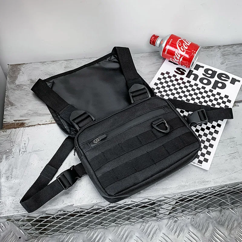 Man Sports Chest Bag Lightweight Running Vest Backpack Multi-functional Chest Rig Bag unisex Hiking Fitness Camping Vest Pockets 4