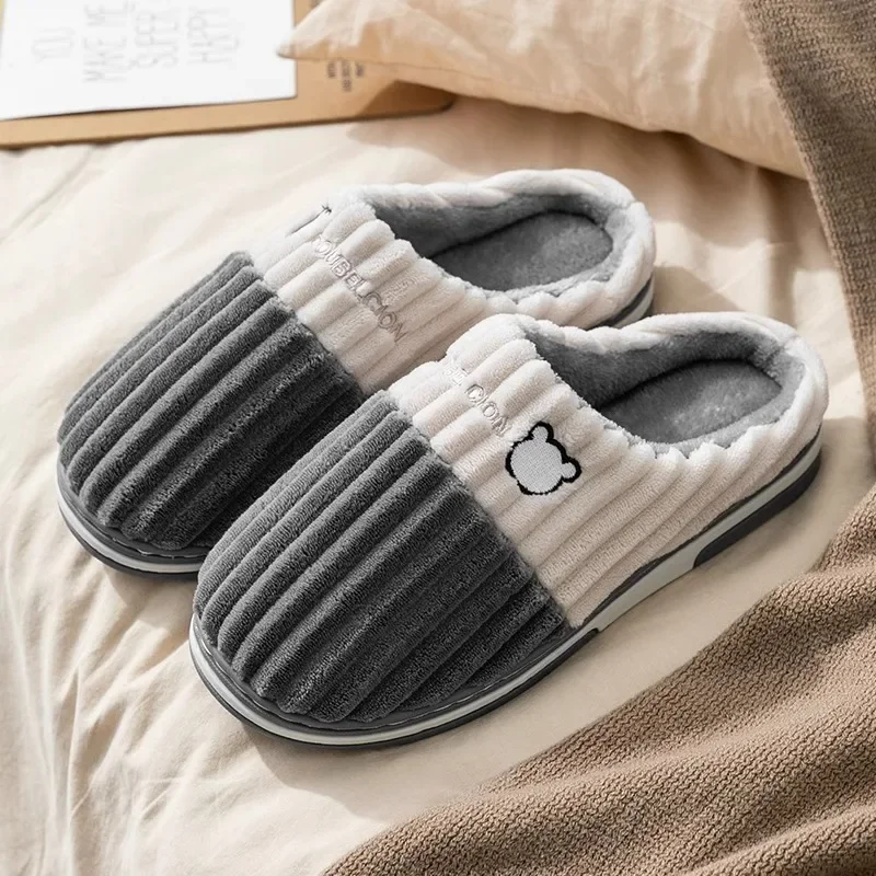 

2025 Новые мужские хлопковые тапочки для дома и дома на осень и зиму с толстым бархатом и большим размером для тепла и комфорта