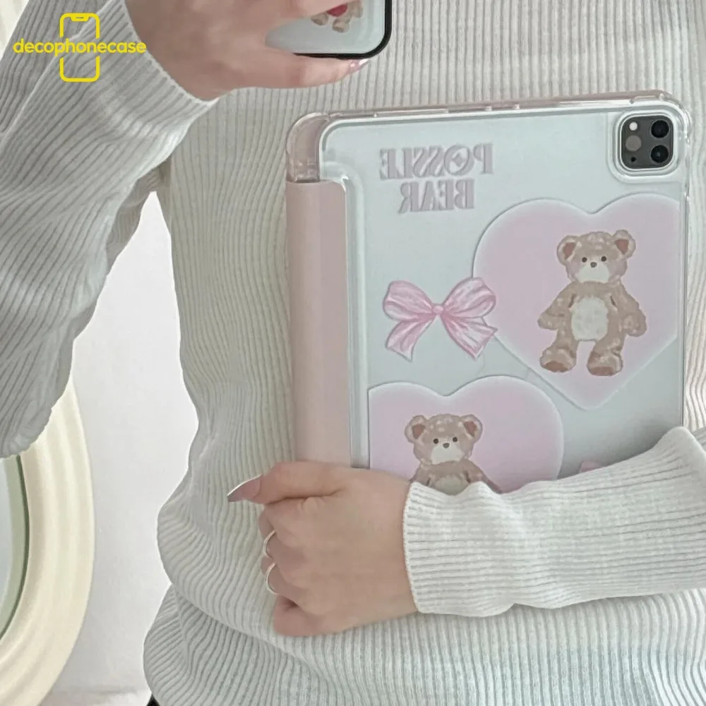 

Sweet & cute bear on her chest With Pencil Holder Case For iPad Case iPad 10th Gen4th 5th 6th Air 4th 5th 10.9 Pro 113rd4th/10.2