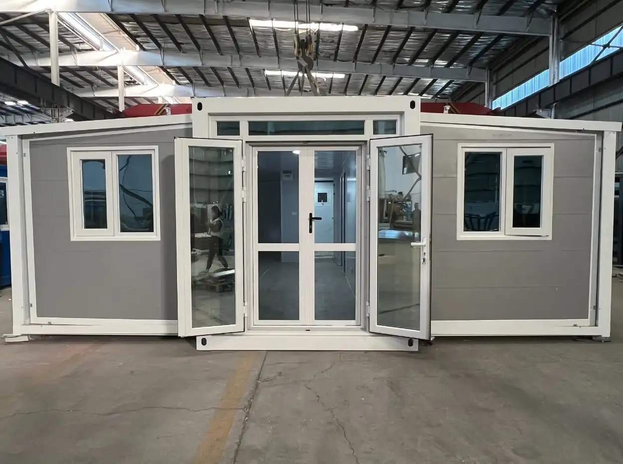 Custom Prefab Double-Wing Container House Foldable Expandable Container House Backyard Villa Studio