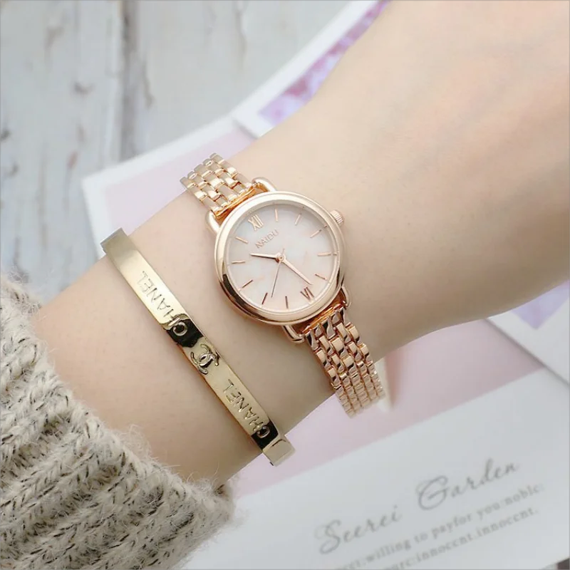 Korean version slim strap women\'s bracelet watch versatile rhinestone women\'s watch fashion trend best friend rose gold watch