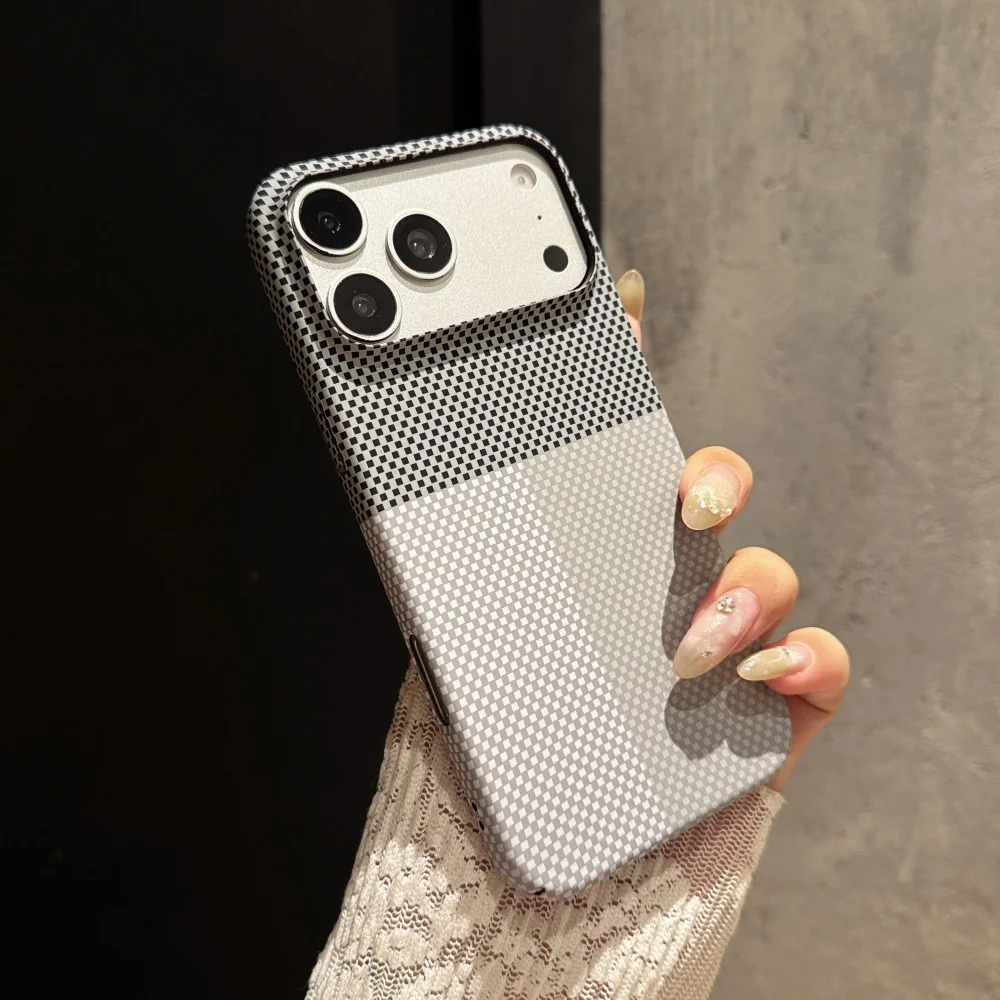 Coque de téléphone PC ultra-fine de luxe en fibre de carbone et Kevlar texturé pour iPhone 17 Air 16 15 14 Plus 13 12 11 Pro Max, avec pare-chocs givré