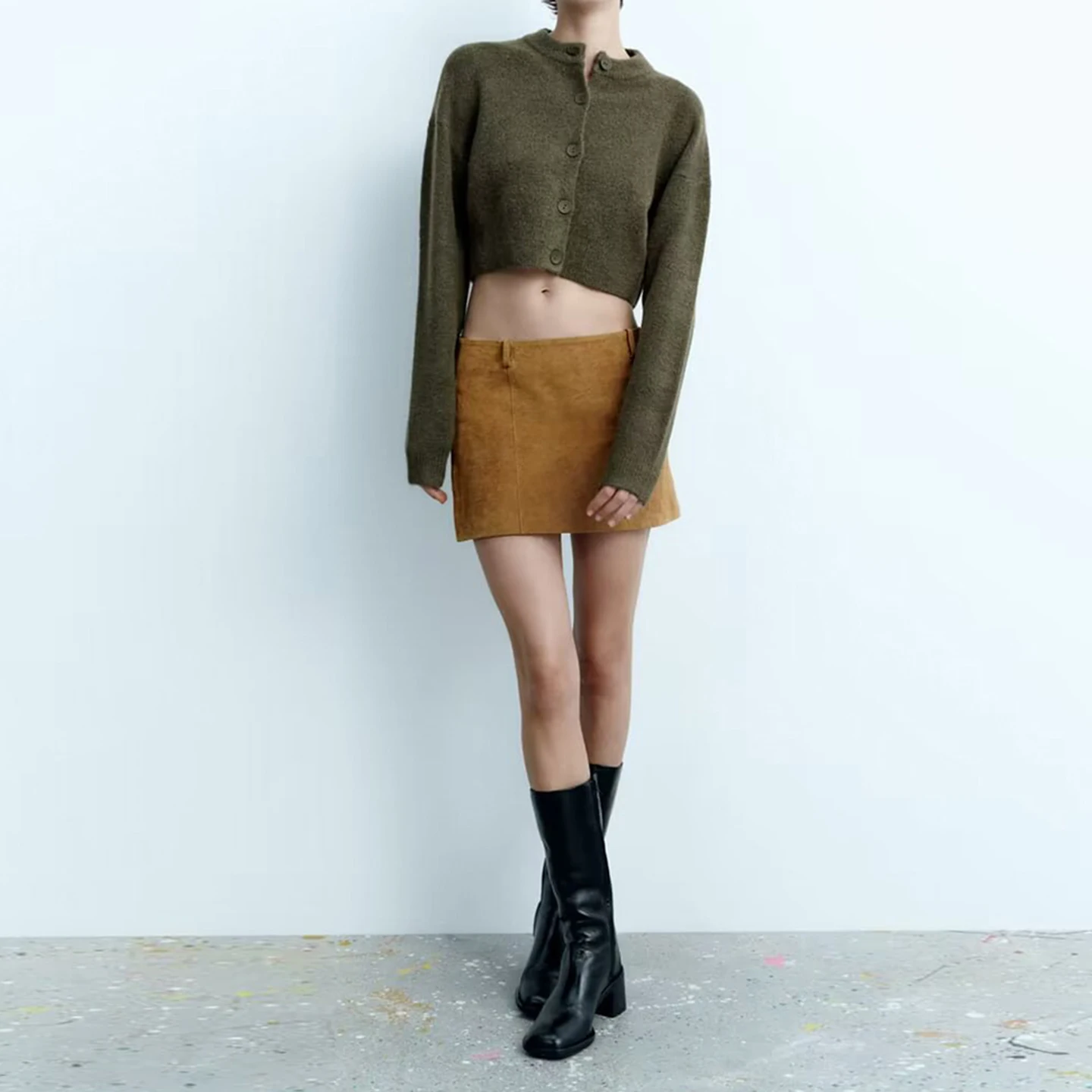 سترة Z النسائية العصرية المستديرة Ne Long Sve ort المحبوكة Jaet 2025 سترة جديدة متعددة الاستخدامات فضفاضة مفتوحة