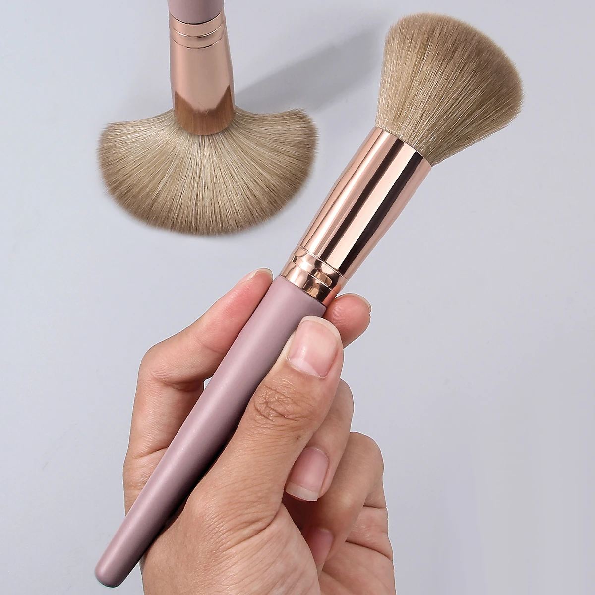 Pinceau de maquillage Super moelleux et doux, pinceau à poudre libre, pinceau compact à poudre, pinceau à miel, pinceau à blush, pinceau de réglage, 1 pièce