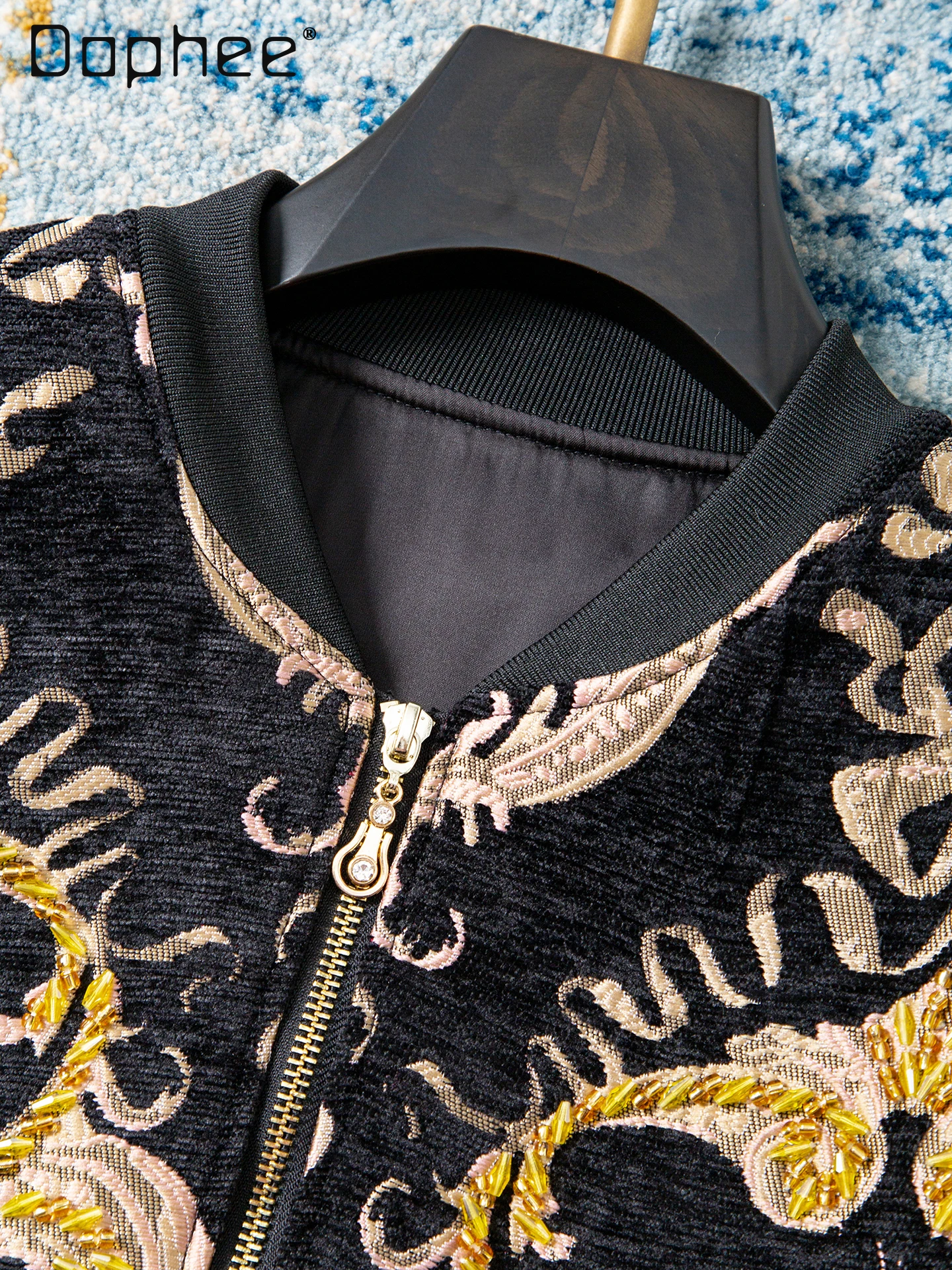 High-End European Retro Baseball Jackets for Women Elegant Luxury Beaded Cartoon Embroidery Long Sleeve Jacket New Autumn Winter