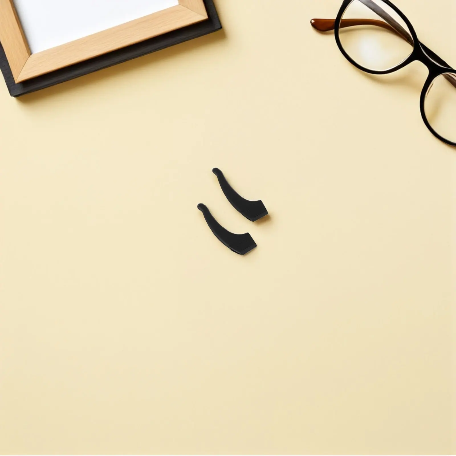 

100 Pairs Silicone Nonslip Ear Hooks for Eyewear Glasses Ear Tips Temple Grips Retainer Sleeve Tips for Sunglasses and Sports