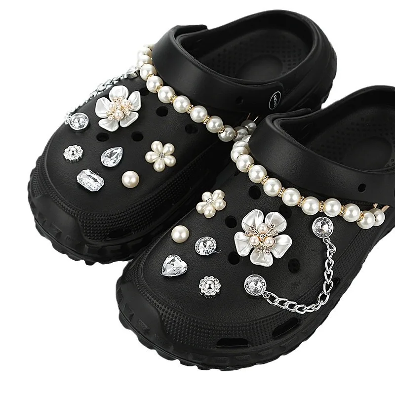 16 قطعة مجموعة سحر الأحذية اكسسوارات ثقب إبزيم الحذاء الماس زهرة بيضاء اللؤلؤ سلسلة DIY بها بنفسك الأحذية زينة ل قباقيب الصنادل