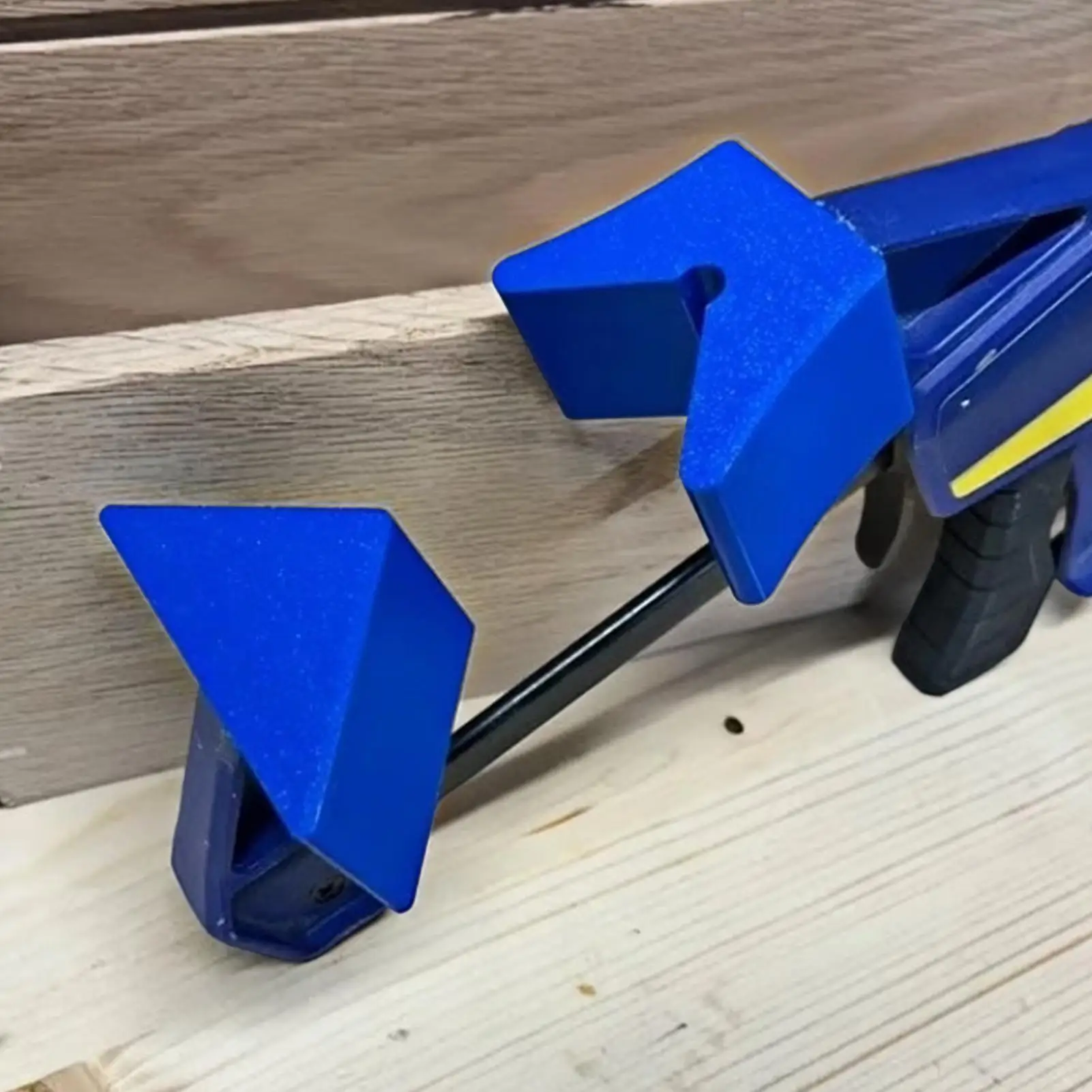 90 Degree Corner Clamp Adapter Quick Release Positioning Gripper Woodworking Corner Clamping Tool for Frame Furniture Assembly