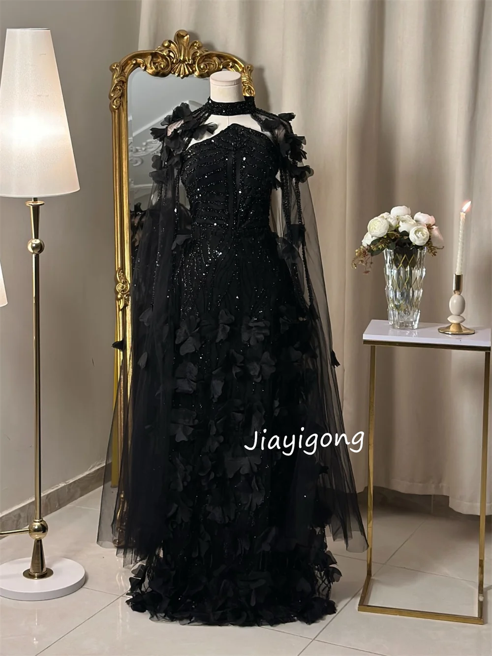 ที่กําหนดเองอย่างเป็นทางการสุทธิจีบAppliqueประดับด้วยเลื่อมA-LineชุดราตรียาวBespokeโอกาสEvening Sparkle