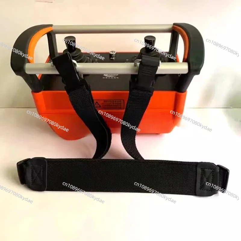 

Аксессуар для оборудования: ремень-плечевая опора для пульта дистанционного управления HBC, используемый в машинах для обслуживания насосных установок