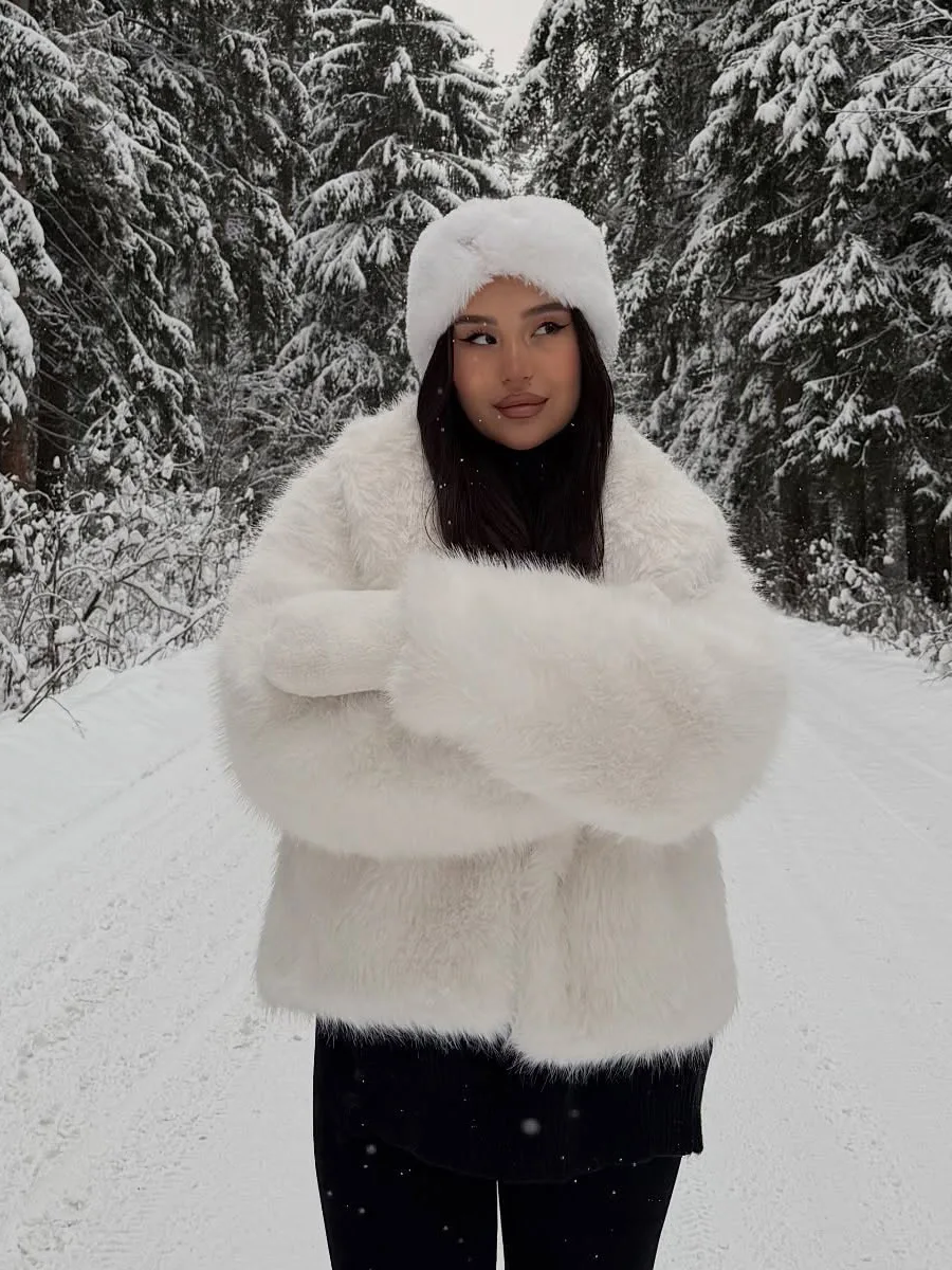 Winter High Quality Faux Fur Coat Women Style Artificial Fur Jacket Eco-friendly Outerwear Soft Warm Thick Trendy Fur Outerwear