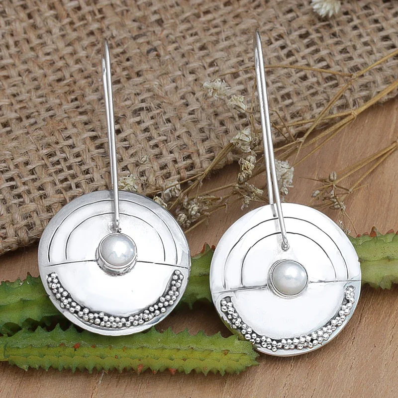 National style embellished with dot-shaped texture, set with imitation pearls, women's pendant earrings for formal occasions