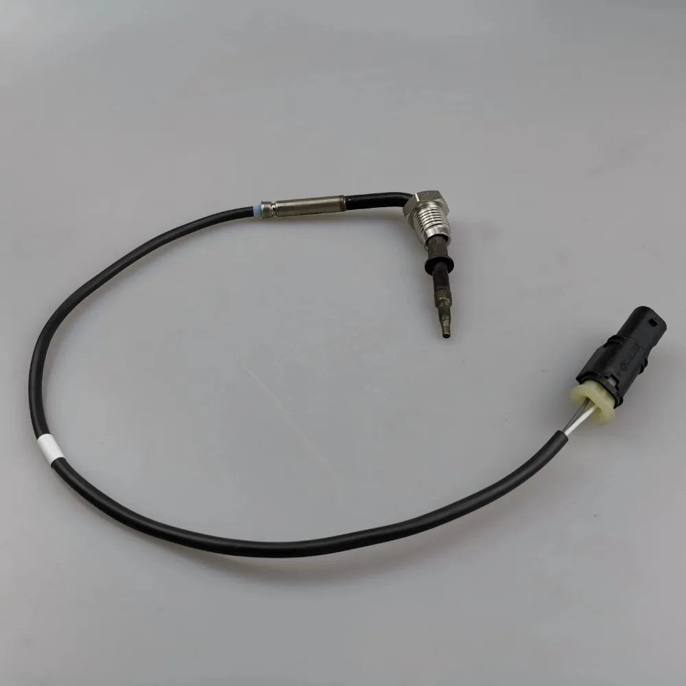 

Front Temperature Sensor C00030711 C00099612 for SAIC MAXUS T60/V80/G10 1.9T