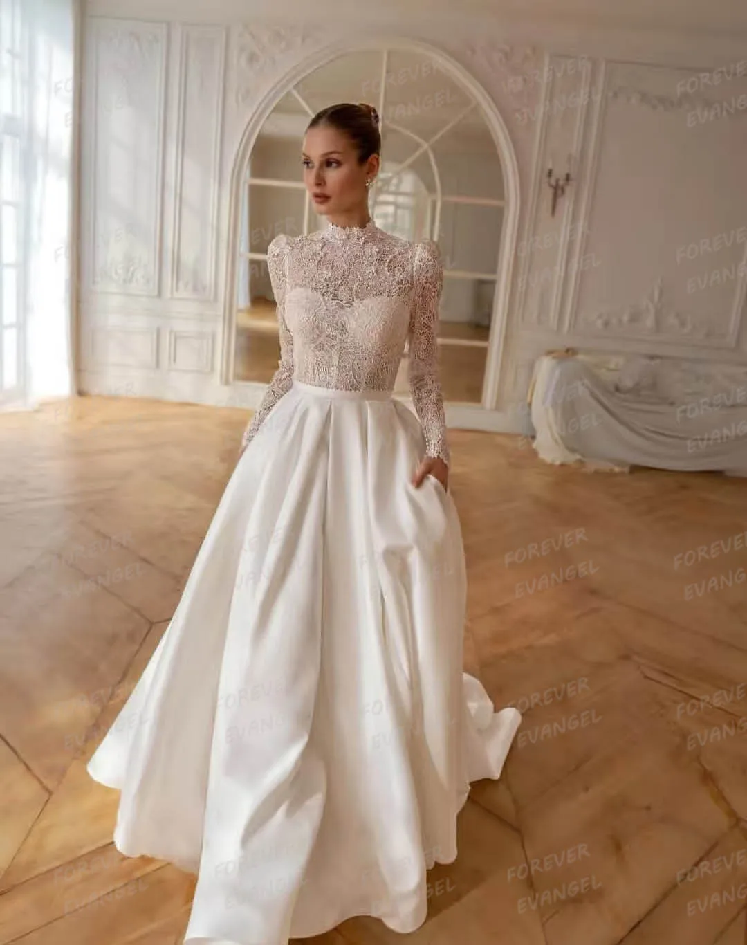 

Luxury Wedding Dresses Woman A Line Appliques High Neck Sweep Train Bride Gowns Formal Long Sleeve Customized Vestidos De Novia
