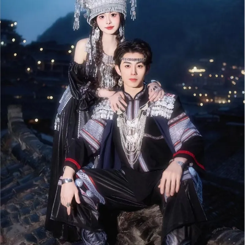 

National couple photo exotic wind travel shoot new photography costume