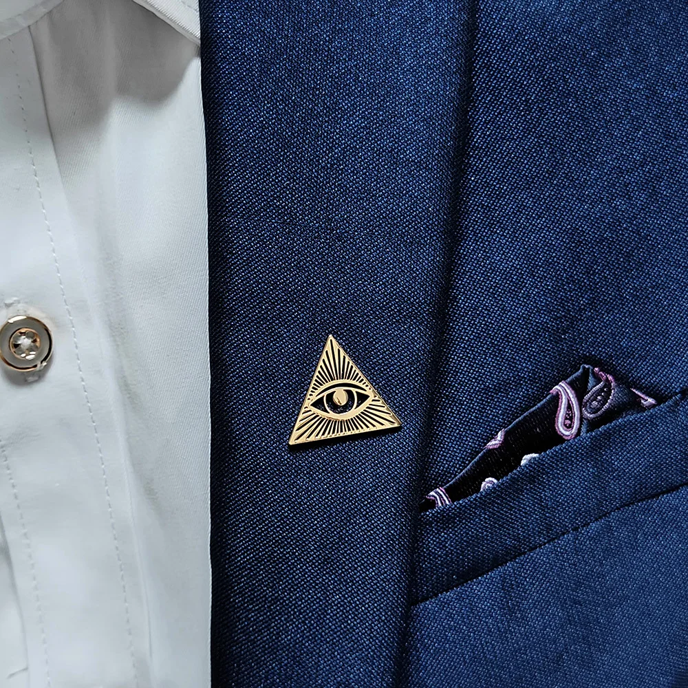 New - Stainless Steel 18kGold Plated Stainless Steel Brooch: Triangular Eye Symbol Design, Fashionable Lapel Pin