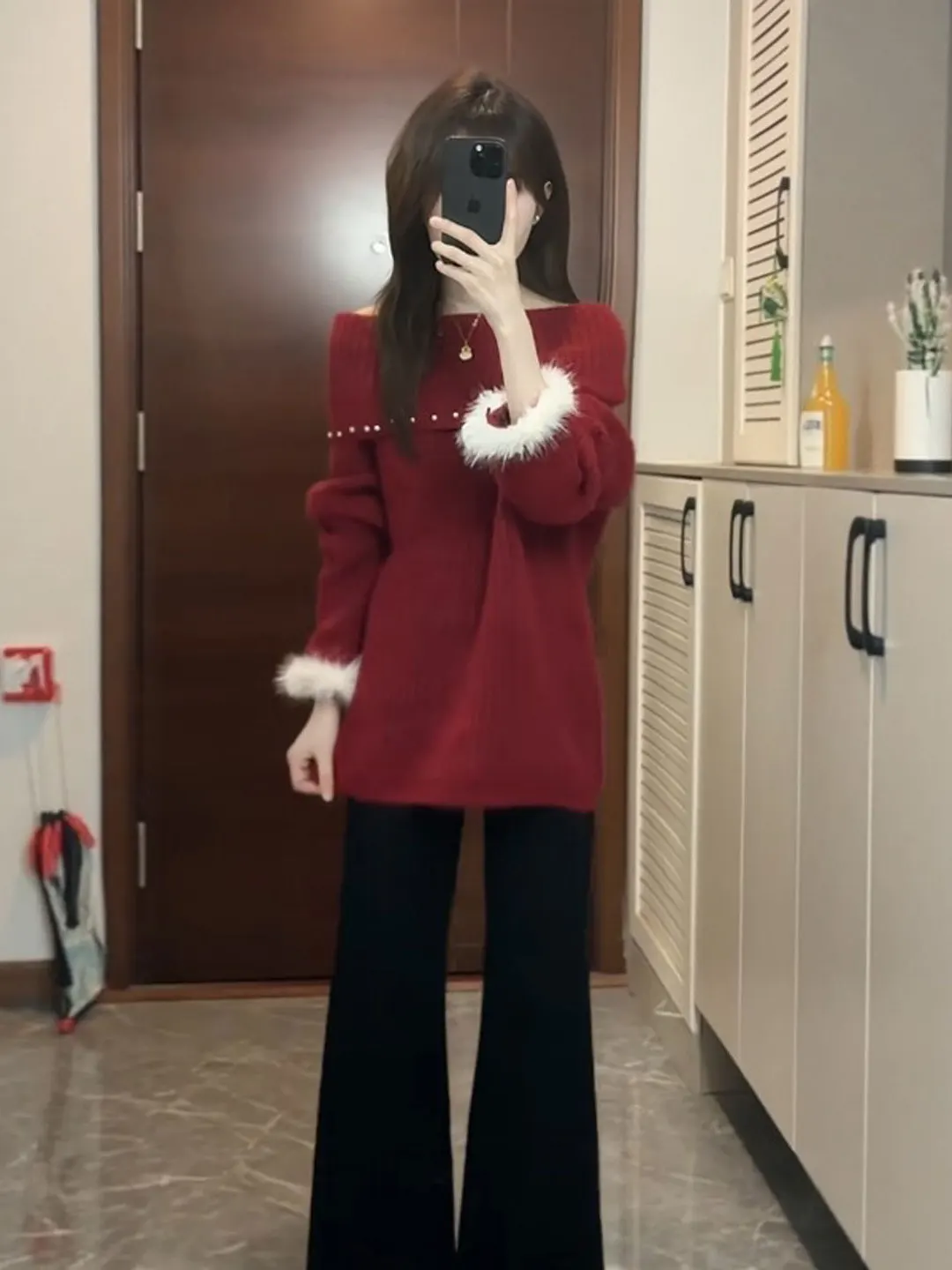 

Модный женский свитер на одно плечо, красный, свободного кроя, длинный, весенний, 2026 год, в корейском стиле